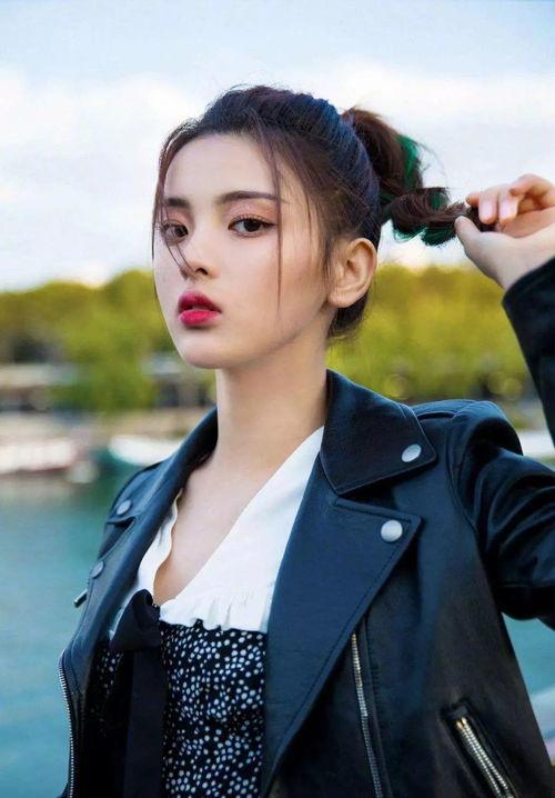 小说推文搞笑吃瓜系统娱乐圈,笑料百出，瓜田乱舞